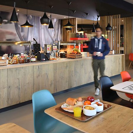 Hotel Ibis Charleroi Airport Brussels South Fleurus Esterno foto