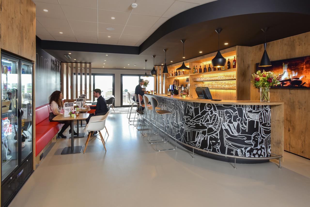 Hotel Ibis Charleroi Airport Brussels South Fleurus Esterno foto